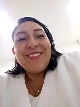 Valeria montana  online show from March 9, 2026, 1:04 pm