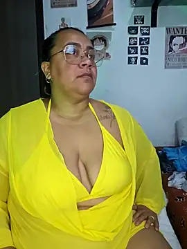 Snapshot of vicky-duarte chatting on May 9, 2026, 10:15 pm vicky-duarte online show from May 9, 2026, 10:15 pm