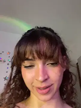 Anne Wyntheris online show from April 21, 2026, 1:42 am