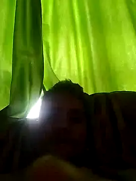 Snapshot of LeomiaDesire chatting on April 2, 2026, 8:17 pm LeomiaDesire online show from April 2, 2026, 8:17 pm