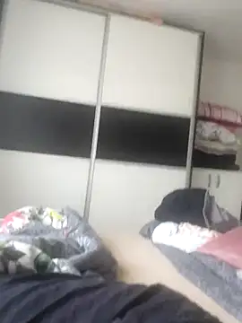 Alpa3077 online show from December 3, 2025, 7:05 am