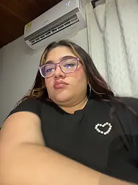 naty col online show from February 3, 2026, 4:32 am