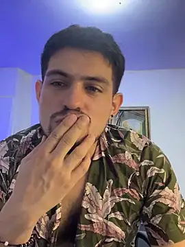 williamsmiiths16 online show from February 14, 2026, 4:48 pm