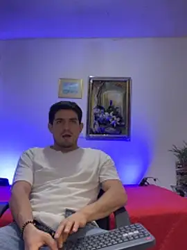 williamsmiiths16 online show from March 2, 2026, 4:03 pm