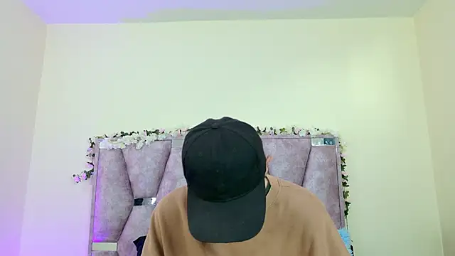 iris and damian online show from February 18, 2026, 5:20 pm