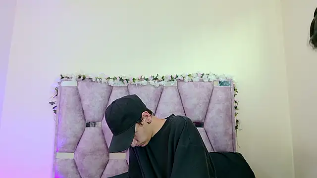 iris and damian online show from March 3, 2026, 5:30 pm