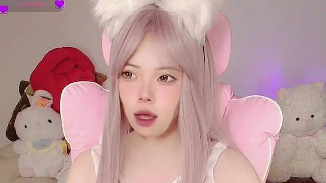 Snapshot of Miyeoonn chatting on May 30, 2026, 7:11 pm Miyeoonn online show from May 30, 2026, 7:11 pm