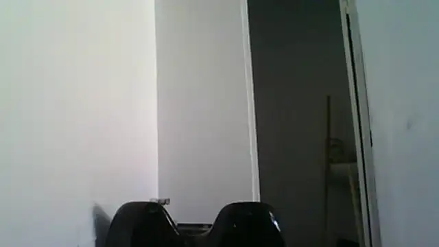 Snapshot of modeloxtz chatting on May 4, 2026, 2:24 pm modeloxtz online show from May 4, 2026, 2:24 pm