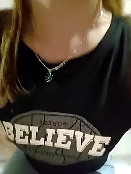 Baby-Linh online show from April 8, 2026, 12:43 am