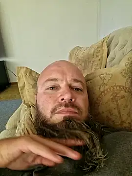 jakelang11 online show from December 3, 2025, 3:43 pm