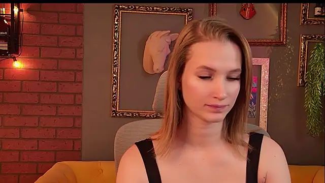 Megan Rodgers online show from February 13, 2026, 5:42 pm