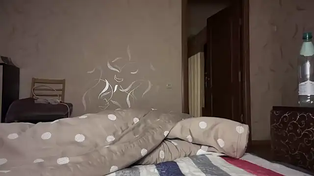 MALVINA0077 online show from February 15, 2026, 9:44 pm