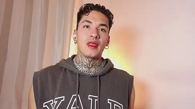 AlecBanne online show from January 9, 2026, 11:17 pm