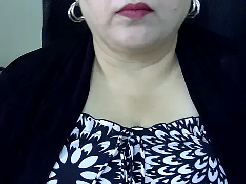 Snapshot of Soniya_Sha chatting on May 11, 2026, 7:36 am Soniya Sha online show from May 11, 2026, 7:36 am