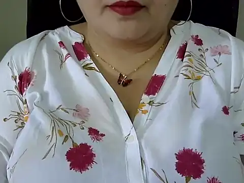Snapshot of Soniya_Sha chatting on June 3, 2026, 7:33 am Soniya Sha online show from June 3, 2026, 7:33 am