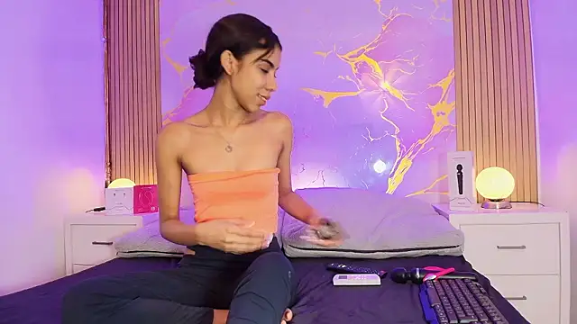 Snapshot of BellaHarpeer chatting on February 1, 2026, 2:59 pm BellaHarpeer online show from February 1, 2026, 2:59 pm