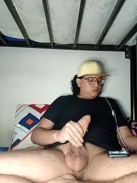 modelo hot online show from December 20, 2025, 8:49 pm