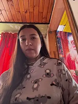 Alix Rousses21 online show from January 7, 2026, 5:37 pm