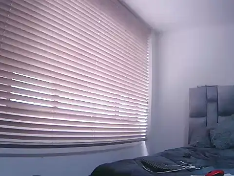 Fernanda andrew online show from March 27, 2026, 4:07 pm