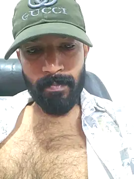 Snapshot of Bigkannan chatting on April 6, 2026, 7:26 pm Bigkannan online show from April 6, 2026, 7:26 pm