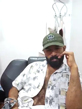 Snapshot of Bigkannan chatting on April 13, 2026, 7:41 pm Bigkannan online show from April 13, 2026, 7:41 pm