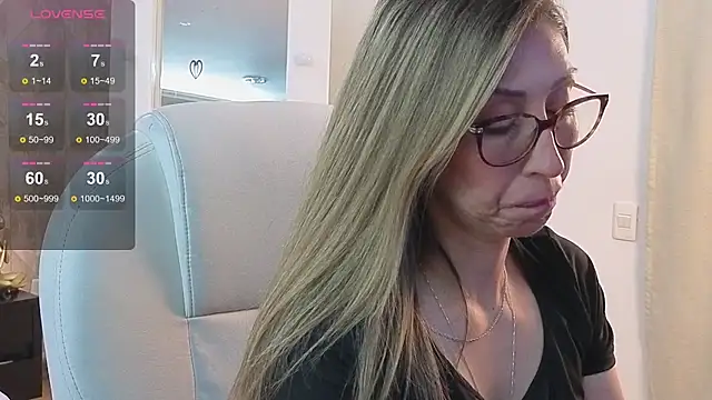 Scarlett 079 online show from March 13, 2026, 11:50 am