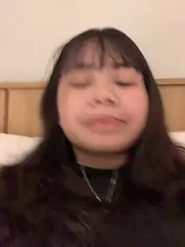 Mon babyy online show from January 11, 2026, 7:19 pm