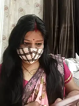 Snapshot of desiriya14 chatting on January 19, 2026, 9:24 am desiriya14 online show from January 19, 2026, 9:24 am