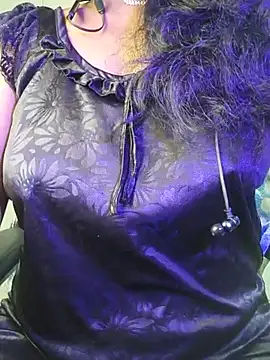 Preeti345 online show from June 27, 2026, 1:17 pm
