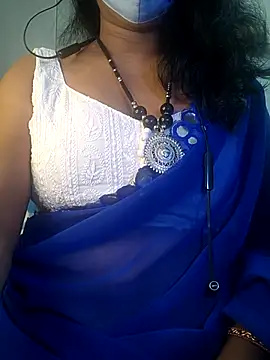 Preeti345 online show from July 18, 2026, 4:33 pm