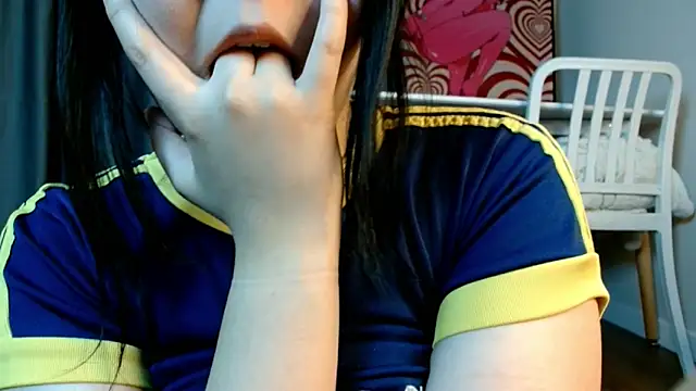 minji snow online show from April 3, 2026, 12:58 pm