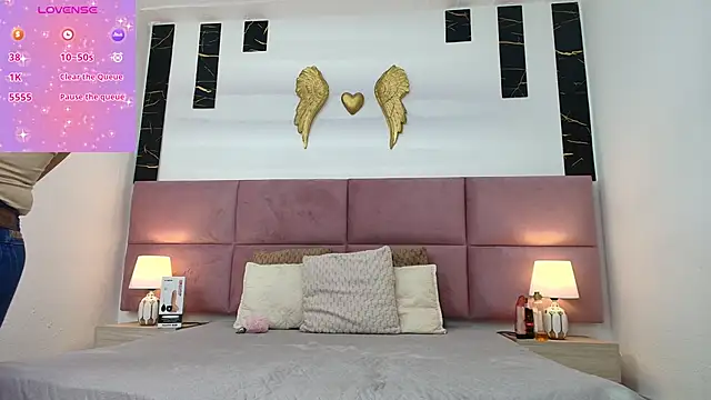 Zoe aitanaa online show from March 2, 2026, 12:23 pm