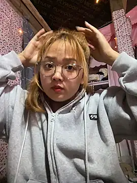 Samsam-006 online show from January 8, 2026, 1:41 am