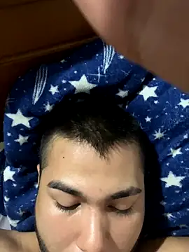 HotThreesoome online show from January 6, 2026, 3:10 am