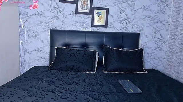 JulietaHazze  online show from December 19, 2025, 3:24 am