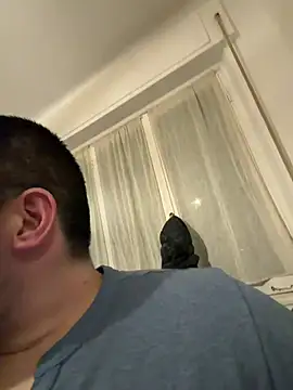 CharlyAlfa22 online show from February 2, 2026, 5:00 pm