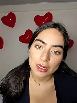 Snapshot of saasha_Petit chatting on February 15, 2026, 10:58 am saasha Petit online show from February 15, 2026, 10:58 am