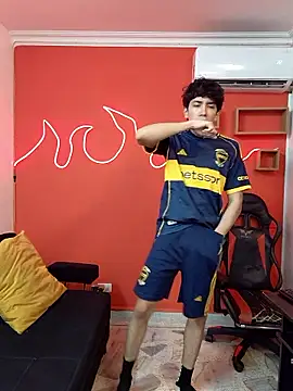 Snapshot of Neo_Twink chatting on January 18, 2026, 4:33 pm Neo Twink online show from January 18, 2026, 4:33 pm