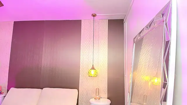 AprillRoss online show from January 15, 2026, 11:37 am