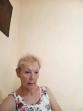 Snapshot of Calypso-Loove chatting on June 26, 2026, 10:52 am Calypso-Loove online show from June 26, 2026, 10:52 am