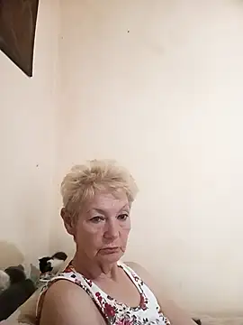 Snapshot of Calypso-Loove chatting on July 7, 2026, 1:37 pm Calypso-Loove online show from July 7, 2026, 1:37 pm