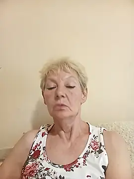 Snapshot of Calypso-Loove chatting on July 11, 2026, 9:23 am Calypso-Loove online show from July 11, 2026, 9:23 am