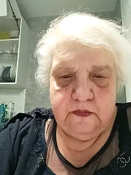 HapinessLovee online show from April 1, 2026, 6:14 am