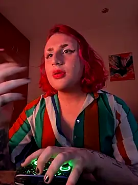 alien ate red online show from December 18, 2025, 9:10 pm