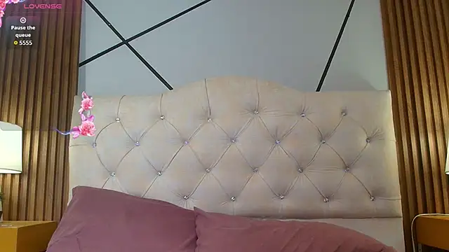 Snapshot of Molly_Denver chatting on January 15, 2026, 1:10 am Molly Denver online show from January 15, 2026, 1:10 am