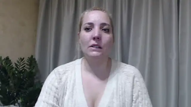 sweetpussy online show from March 26, 2026, 3:28 pm