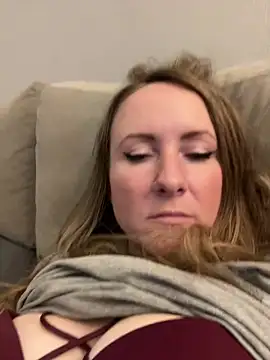 alluringpixie online show from January 13, 2026, 11:10 pm