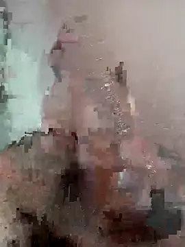 xhanm online show from February 12, 2026, 2:17 am