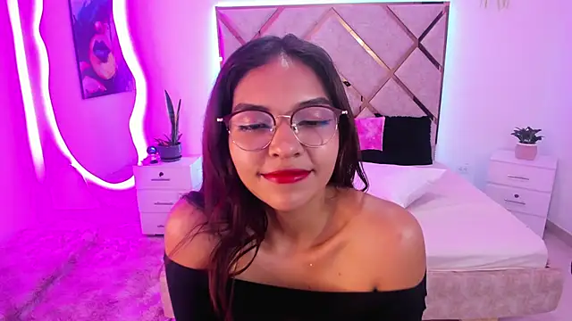 litle slut online show from April 1, 2026, 5:08 am