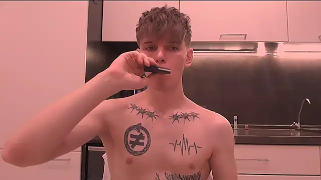 Snapshot of Fredd_Xanders chatting on January 14, 2026, 1:50 pm Fredd Xanders online show from January 14, 2026, 1:50 pm